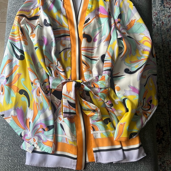 Zara Women's Colorful Patterned Kimono Robe - Picture 3 of 3